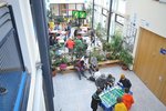 Der Heko-Imbiss versorgt hungrige BesucherInnen in der Aula